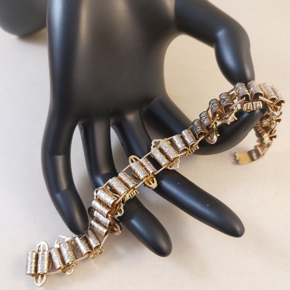 Ventage Gold and Red Bracelet - Picture 10 of 16